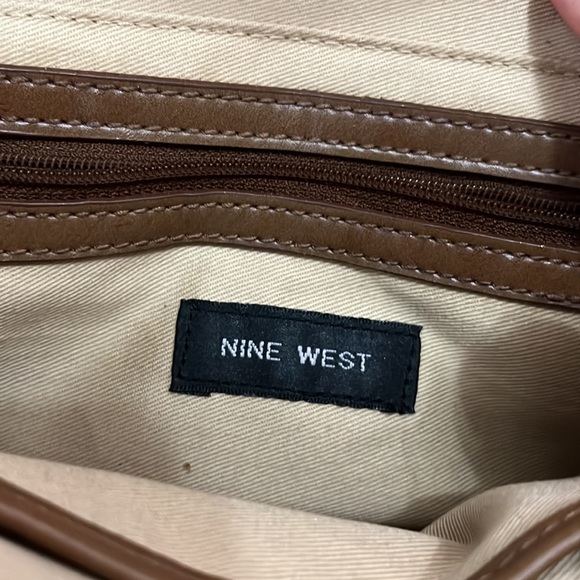 Nine West small shoulder bag - Picture 3 of 4